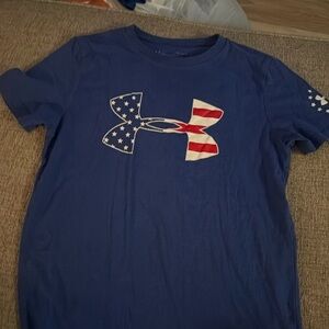 Boys Size L Under Armour Short sleeve